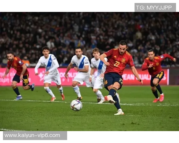 足球巨星热衷绿茵与果岭双栖展现竞技与休闲完美融合 足球巨星热衷绿茵与果岭双栖展现竞技与休闲完美融合